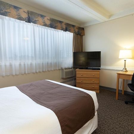 Bcm Inns Fort Mcmurray - Downtown Exterior foto