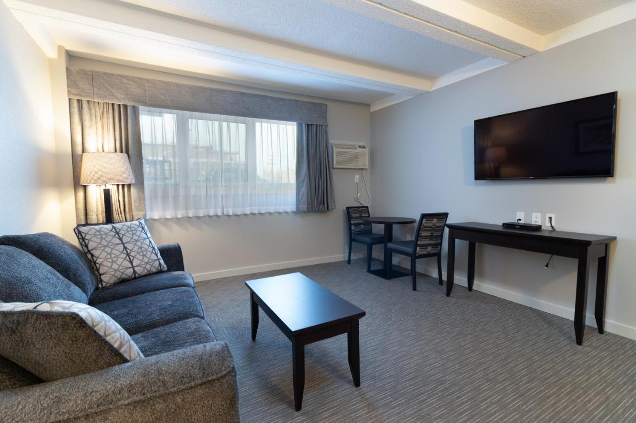 Bcm Inns Fort Mcmurray - Downtown Exterior foto
