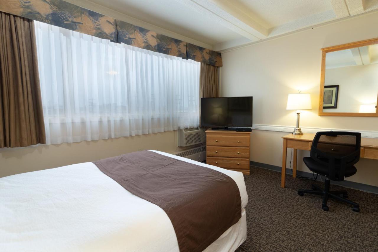 Bcm Inns Fort Mcmurray - Downtown Exterior foto