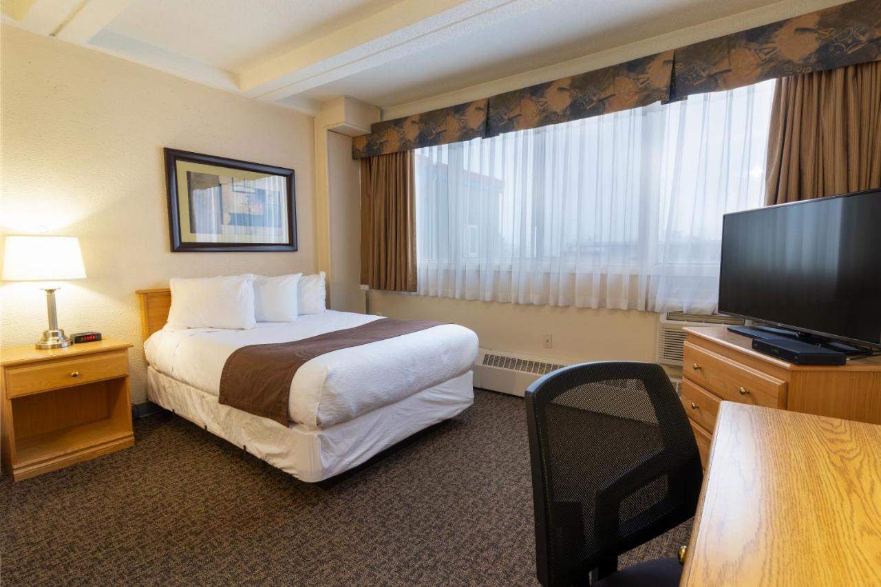 Bcm Inns Fort Mcmurray - Downtown Exterior foto