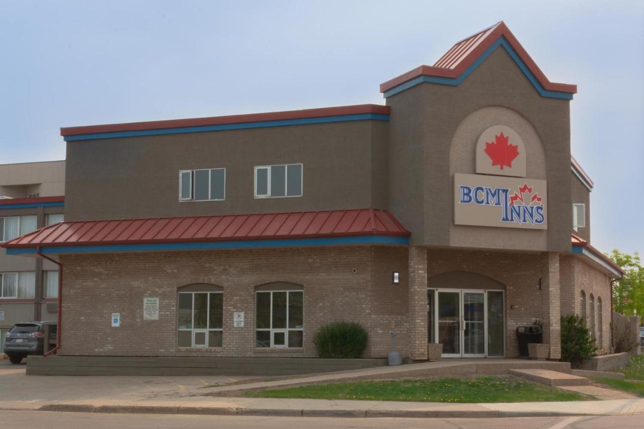 Bcm Inns Fort Mcmurray - Downtown Exterior foto
